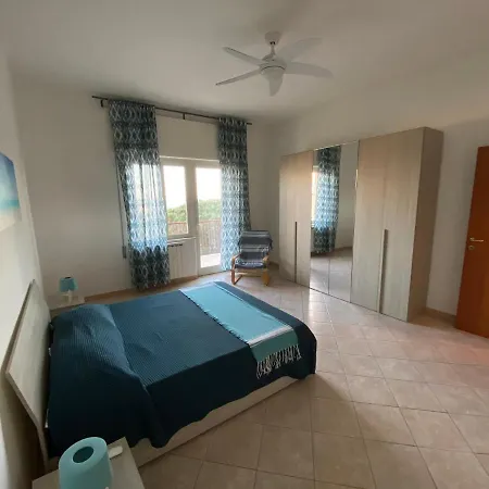 Appartamento Centrale Santa Marinella * سانتا مارينيلاّ