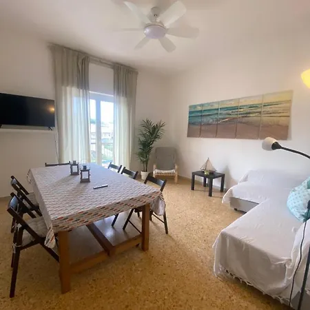 Appartamento Centrale Santa Marinella * سانتا مارينيلاّ