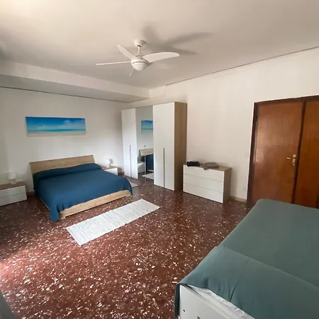 Appartamento Centrale Santa Marinella * سانتا مارينيلاّ