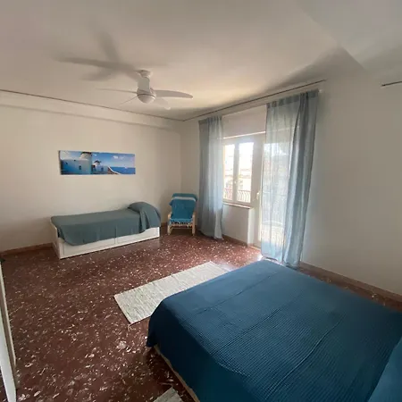 Appartamento Centrale Santa Marinella * سانتا مارينيلاّ