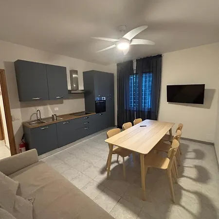 Appartamento Centrale Santa Marinella * سانتا مارينيلاّ